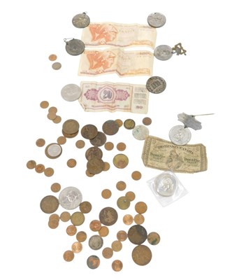 Lot 414 - A quantity of coins and commemorative...