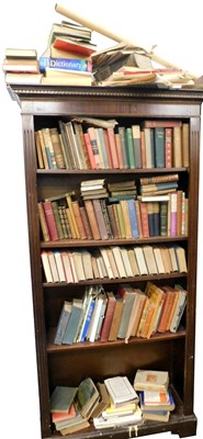 Lot 530 - A quantity of general books, mainly classics,...