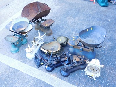 Lot 802 - A quantity of kitchen and commercial scales,...