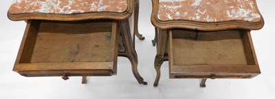 Lot 82 - A ladies 9ct rose gold cased wristwatch,...