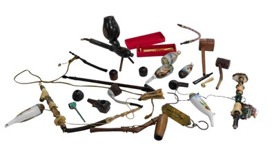 Lot 706 - Miscellaneous pipes, to include German...