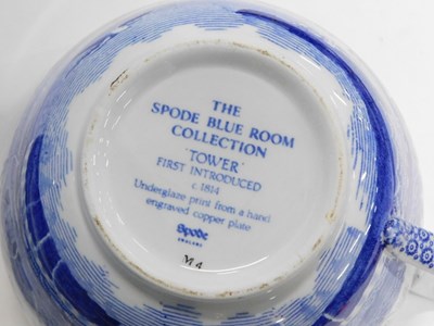 Lot 28 - A quantity of Copeland Spode Italian and other...