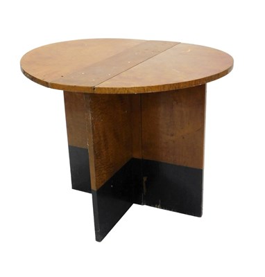 Lot 934 - An Art Deco walnut drop leaf table, with a...