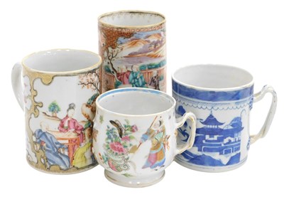 Lot 60 - A group of 18thC and later Chinese porcelain...
