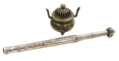 Lot 115 - A Burmese/Thai dha or daab, with a steel blade,...