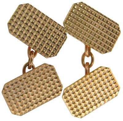 Lot 69 - A pair of 9ct gold cufflinks, with cross...