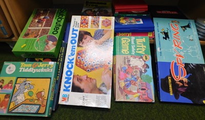 Lot 2026 - Various games, to include Subbuteo, Knock Em...