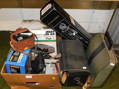 Lot 2101 - Camera and optical related equipment, to...