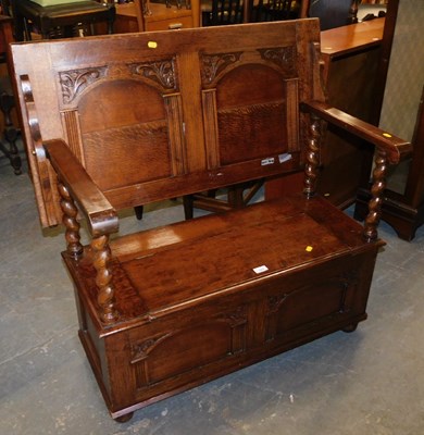 Lot 1094 - A 20thC oak monk's bench, 89cm wide.