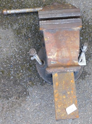 Lot 363 - A vice, 41cm long.