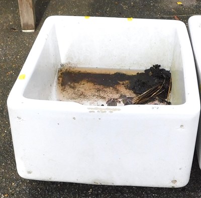Lot 372 - A Belfast sink, 20cm high, 45cm wide, 40cm deep.