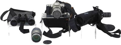 Lot 343 - A Pentax MZ-7 camera, with a 28-80 lens,...
