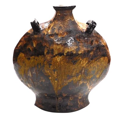 Lot 381 - A late 20thC Studio pottery vase, of moonflask...