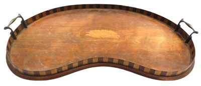 Lot 391 - An Edwardian mahogany kidney shaped galleried...