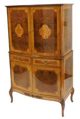 Lot 508 - A late 20thC mahogany and burr walnut...