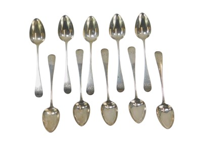 Lot 302 - A set of ten Victorian Old English pattern...