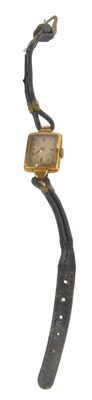 Lot 99 - A Universal lady's 18ct gold cased wristwatch,...
