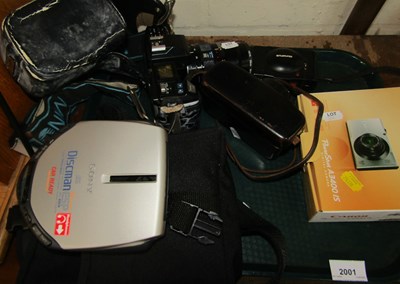 Lot 2001 - A Canon Powershot A3 400IS digital camera,...