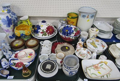 Lot 2015 - Ceramics, including a large cheese dish and...