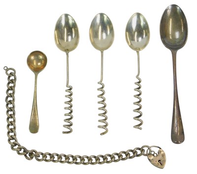 Lot 271 - A group of silver and white metal, to include...