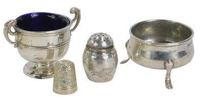 Lot 295 - A group of small silver and white...