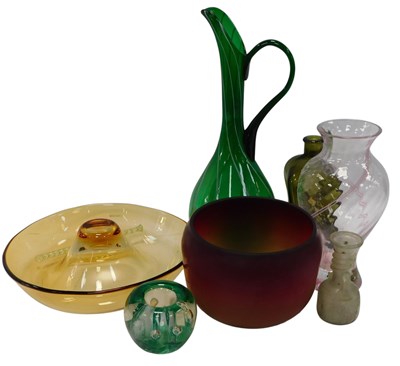 Lot 454 - A group of glassware, to include a Krosno...