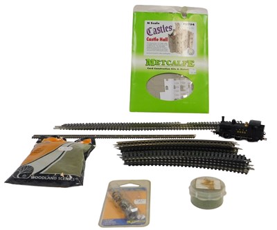Lot 229 - A Bachmann 060 tank locomotive LNER 8693,...
