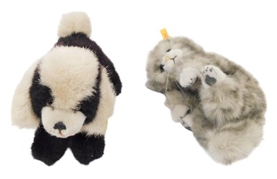 Lot 287 - A Steiff cat and dog, comprising Drolly, 16cm...