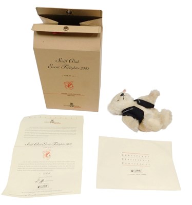 Lot 291 - A Steiff Club Event Teddy bear 2002, Steiff...