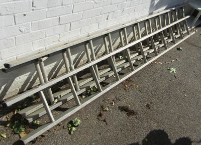 Lot 1162 - Two aluminium ladders.