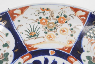 Lot 1 - A Meiji period Japanese Imari charger, in...