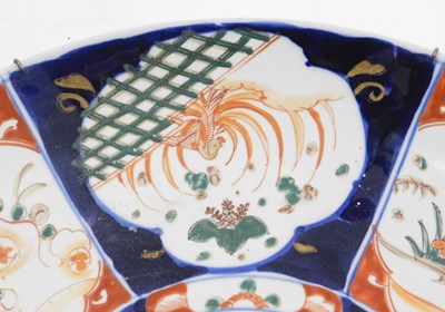 Lot 1 - A Meiji period Japanese Imari charger, in...