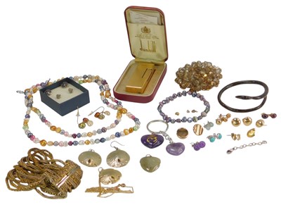 Lot 546 - A group of costume jewellery, to include stud...