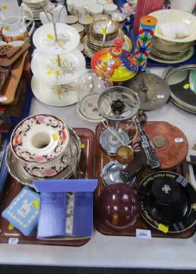 Lot 2086 - Household ceramics and wares, including a tape...