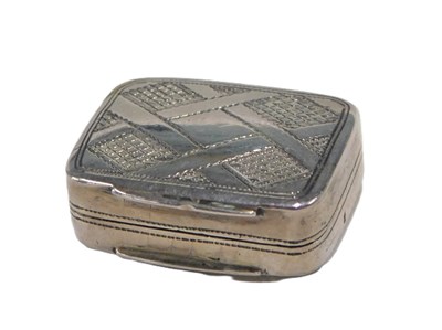Lot 24 - A small George III silver vinaigrette, the...