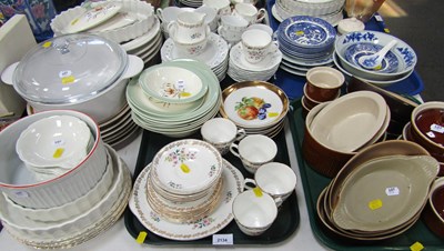 Lot 2134 - Ceramics, including Wedgwood tea wares, Royal...
