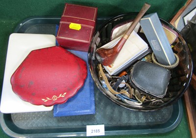 Lot 2185 - Costume jewellery and pipes, to include...