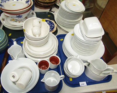Lot 2197 - Ceramics, including dinnerware, white dinner...