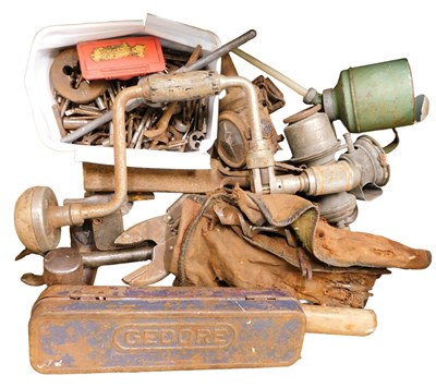 Lot 248 - A large collection of tap and dies, together...