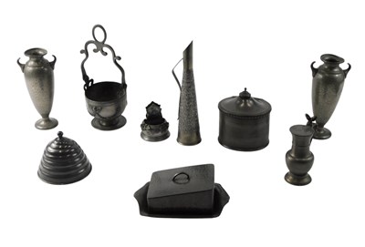 Lot 179 - Various items of pewter, to include a 19thC...