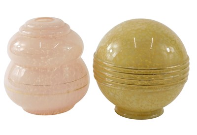 Lot 181 - A 1950s pink mottled glass shade, 14cm high,...