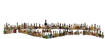 Lot 216 - A quantity of miniature bottles of alcoholic...