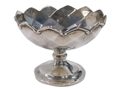 Lot 359 - A George V silver bonbon dish, of circular...