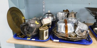 Lot 2011 - Various metalware, plated ware, brassware, etc....