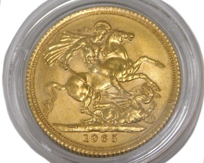 Lot 73 - An Elizabeth II full gold sovereign, dated 1965.