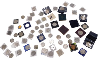 Lot 427 - A large quantity of nickel silver crowns, to...