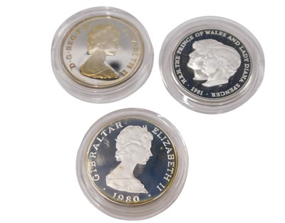 Lot 433 - Three silver crowns, a silver proof coin to...