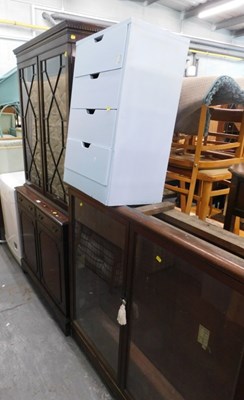 Lot 1527 - A 20thC mahogany display cabinet, the top with...