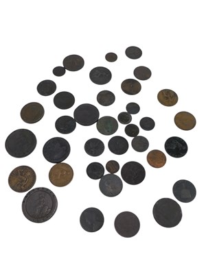 Lot 467 - A quantity of 18thC and later pennies, etc.