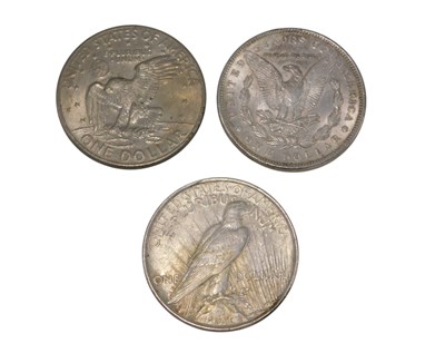 Lot 589 - A United States of America 1889 silver dollar,...